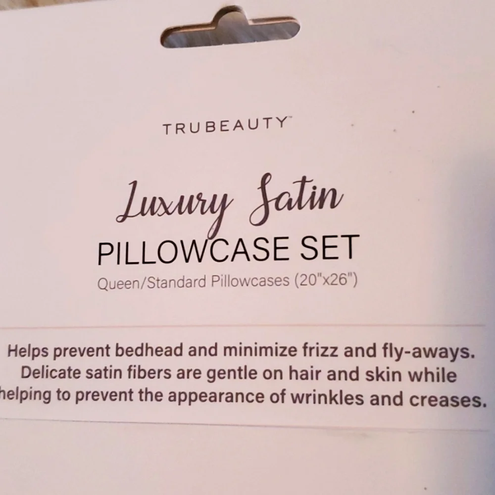 Soft Pink Pillow Set for Luxurious Bedding